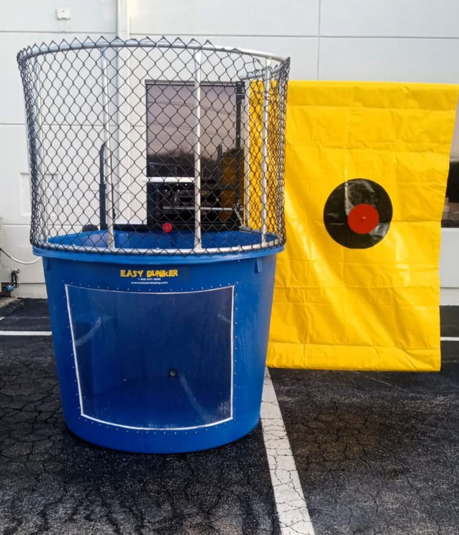 Dunk Tanks
